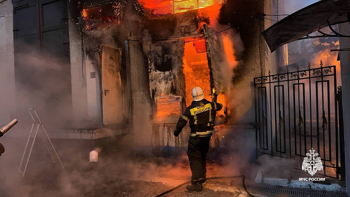 Музыкальный театр загорелся в Краснодаре