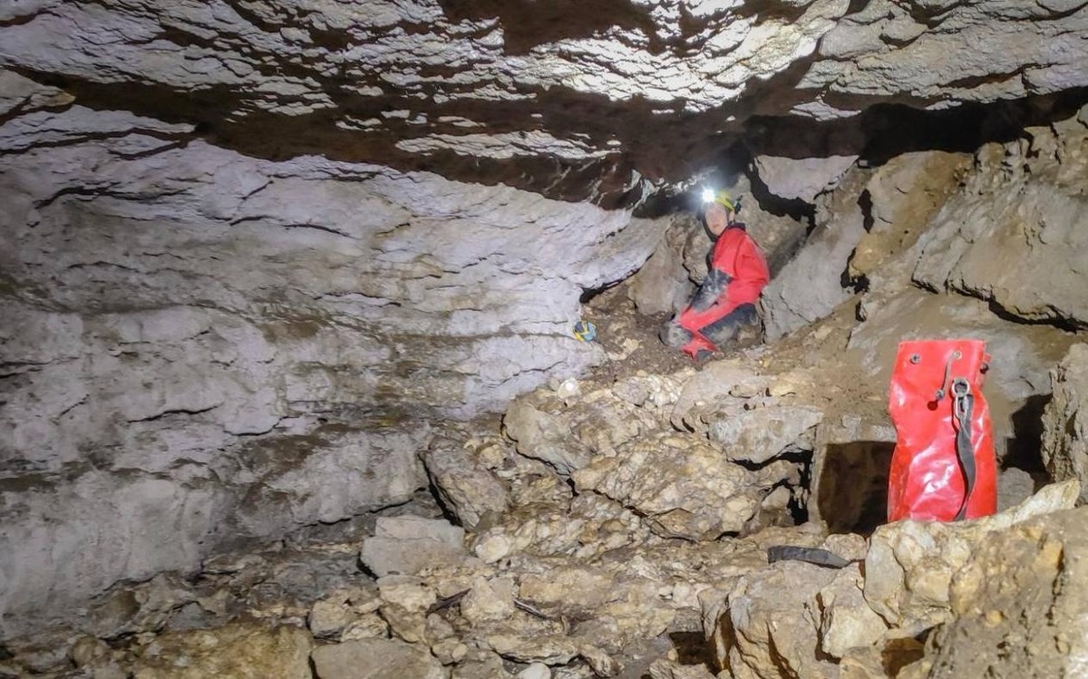 Неизвестную ранее пещеру обследовали спелеологи в Лабинском районе