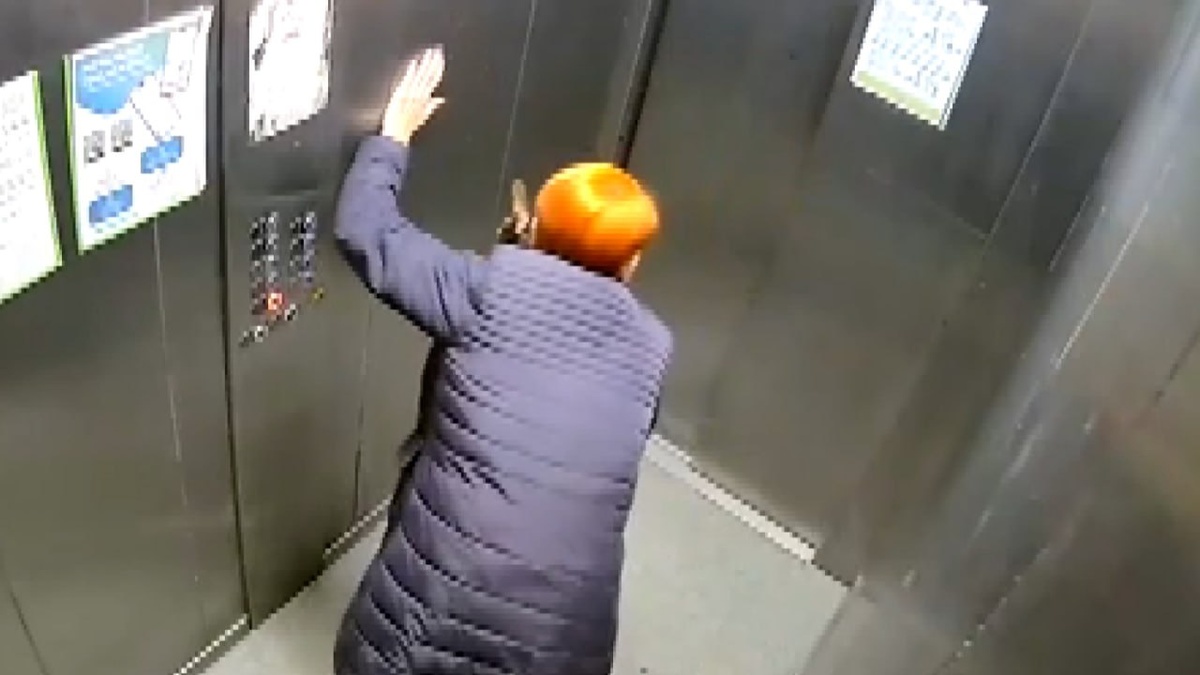 В УК прокомментировали ситуацию с падением лифта в многоэтажке в Краснодаре