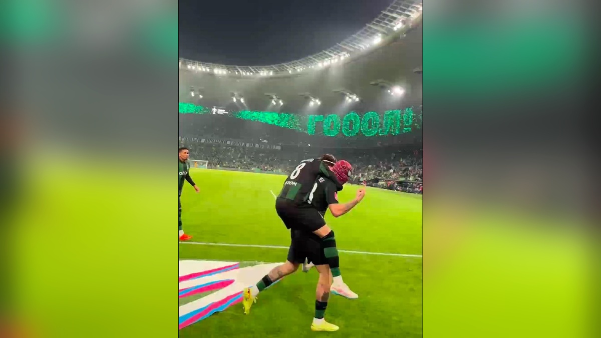 Игрок ФК «Краснодар» дисквалифицирован за празднование гола в маске супергероя