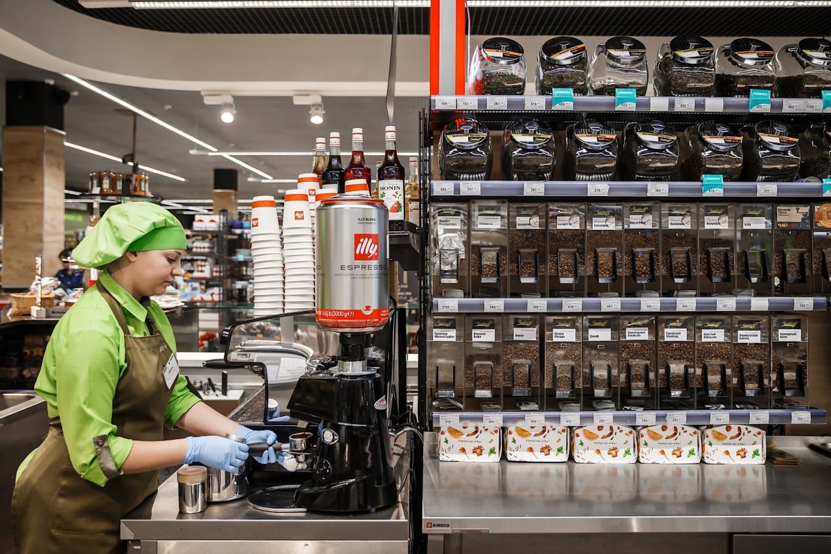 Зарплаты в потребительской сфере на Кубани увеличились на 7,5%