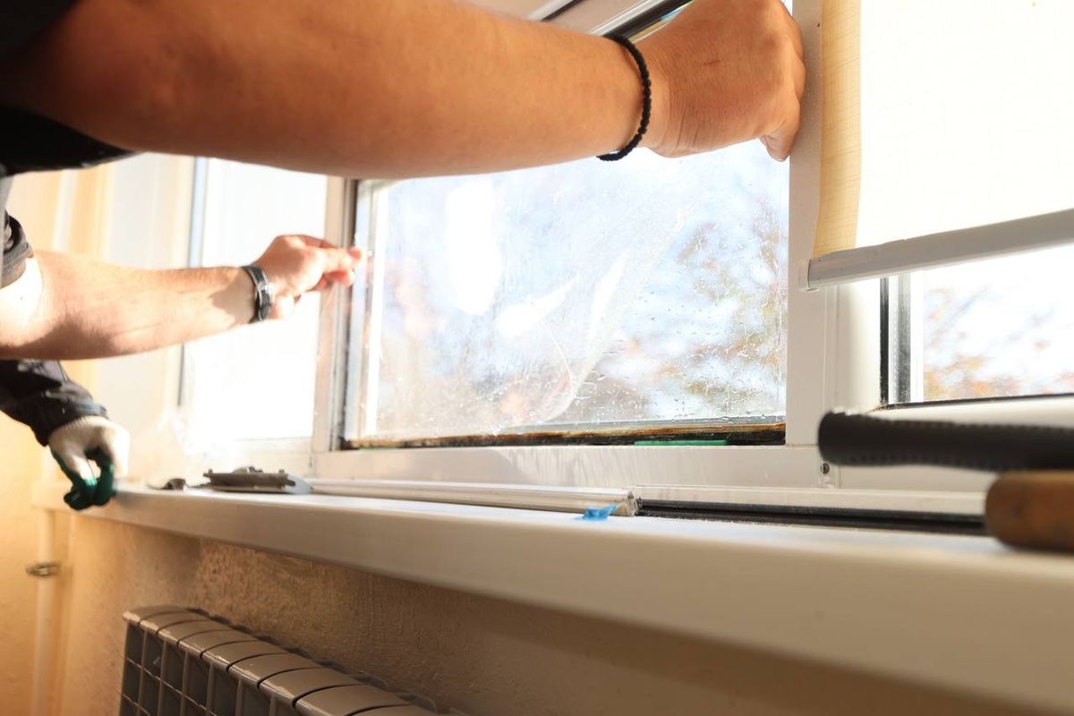 В Анапе из-за опасности БПЛА установят защитные пленки на окнах детских садов