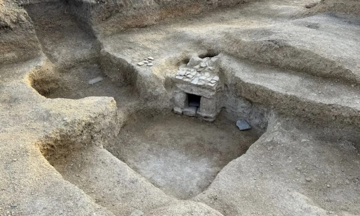 Турецкую крепость XVIII века Суджук Кале изучают археологи в Новороссийске