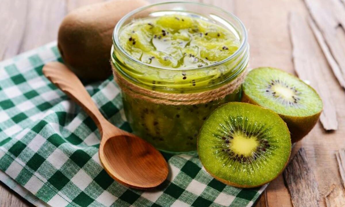 Экзотика на праздничном столе: готовим варенье из киви