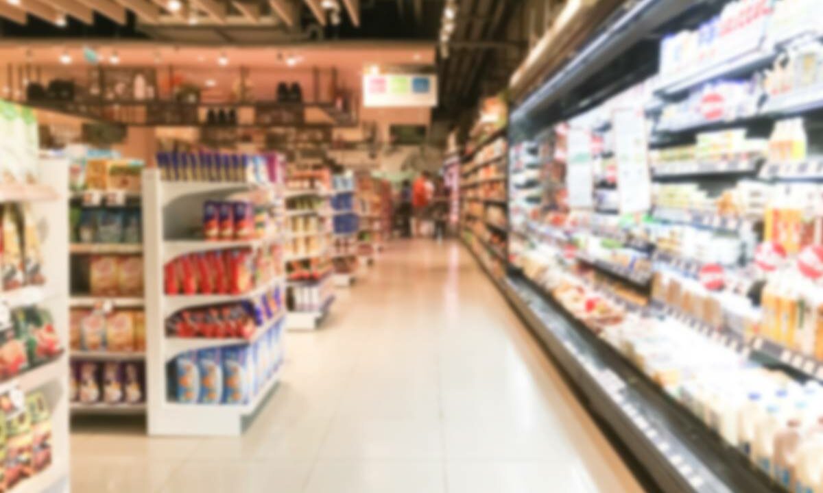 Сеть «Светофор» на Кубани оштрафовали на 300 тыс. рублей за товары с плесенью