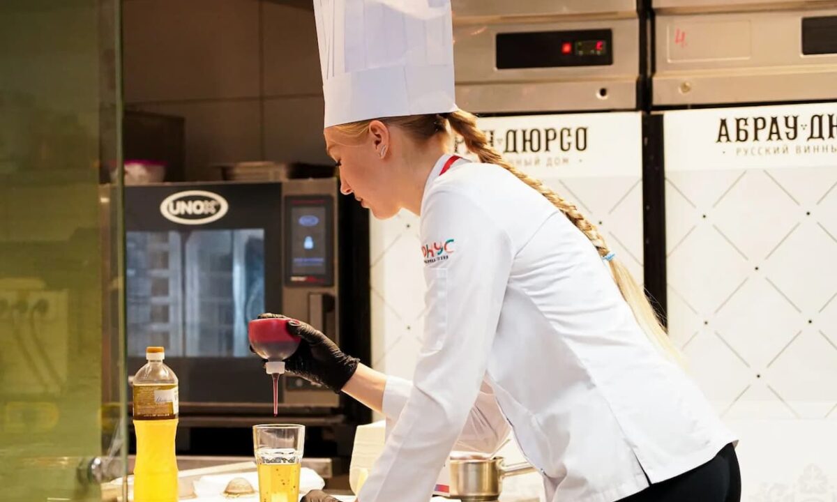 Лучшего повара на конкурсе «Курортный Олимп» определили в Краснодарском крае