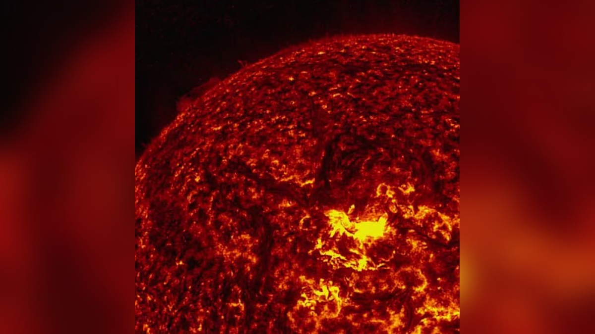 На Солнце произошла двойная вспышка