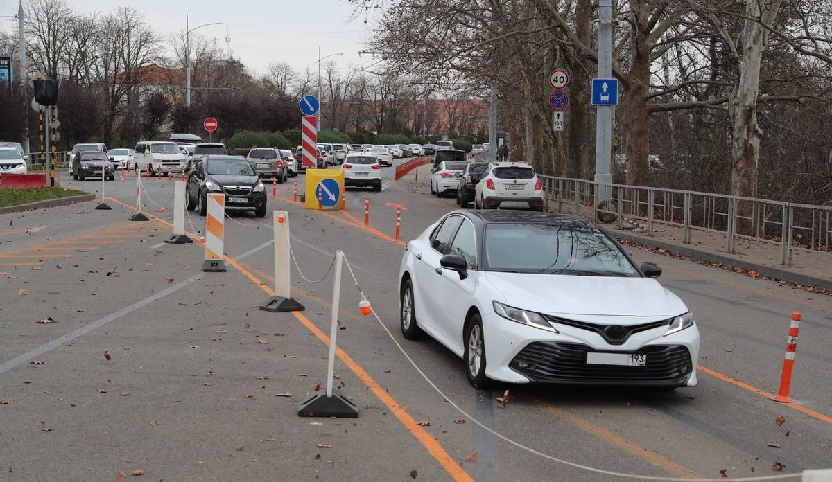 Мэр Краснодара оценил дорожную ситуацию после закрытия Фадеевского путепровода