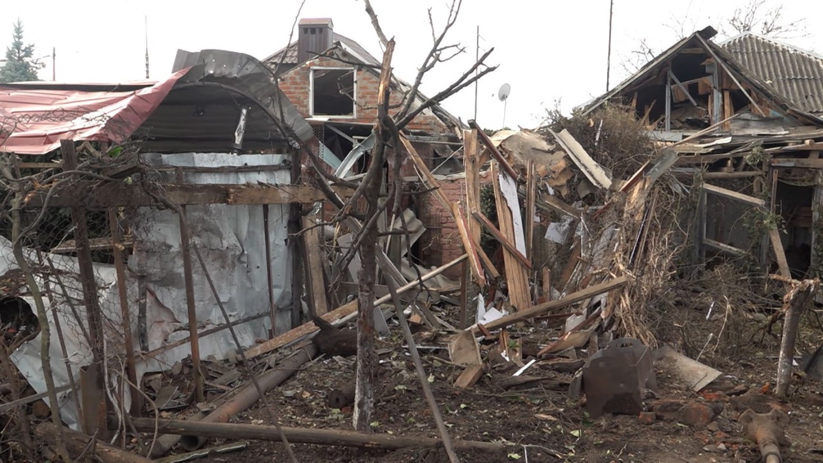 Обломки БПЛА повредили 39 домовладений в Славянском районе. «Факты»