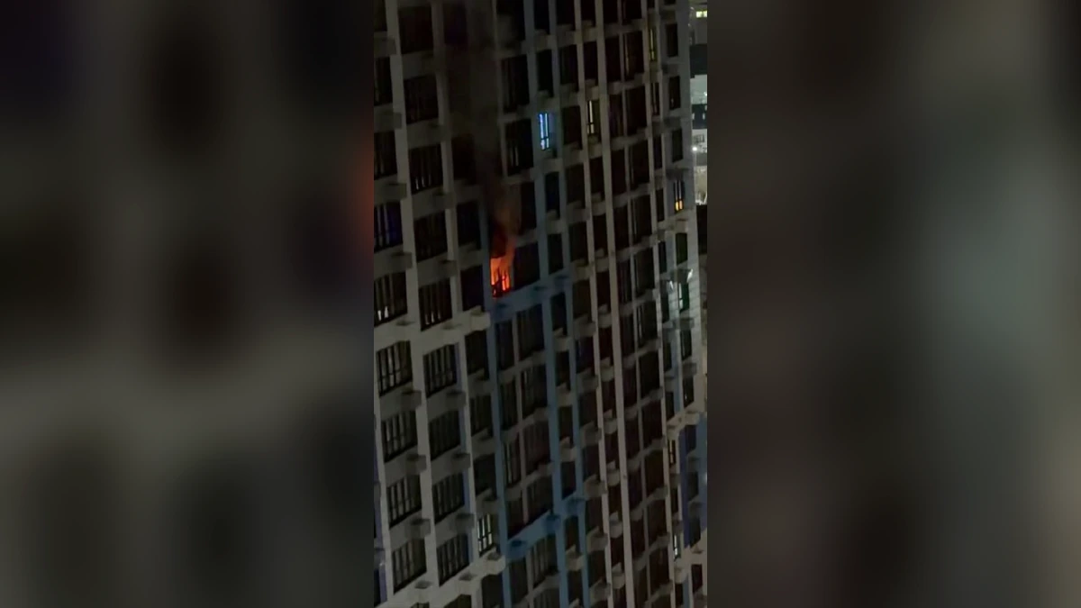 В Новороссийске из-за пожара в многоэтажке эвакуировали 100 человек