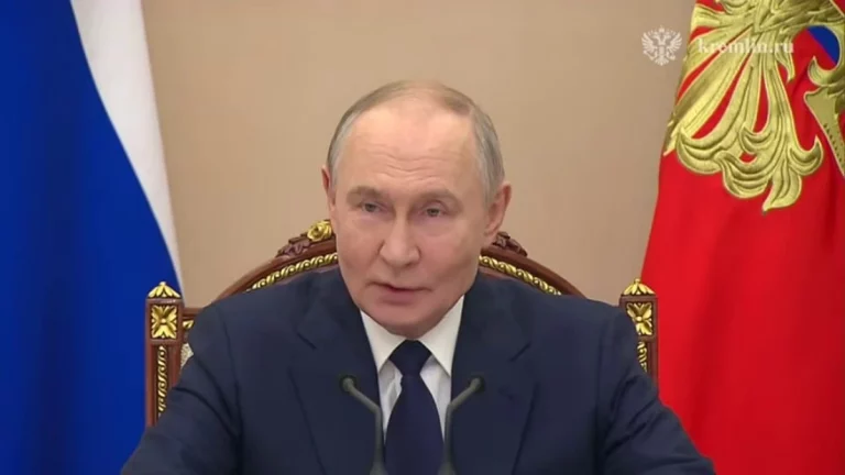 Путин провел четырехчасовую встречу со спецпредставителем главы США Уиткоффом