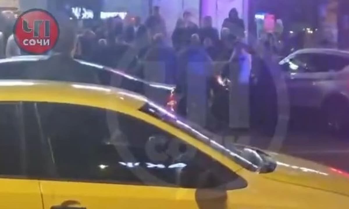 В полиции опровергли информацию о массовой драке на улице Виноградной в Сочи