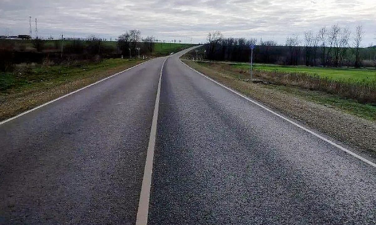 В Выселковском районе завершили ремонт участка трассы Каневская — Березанская
