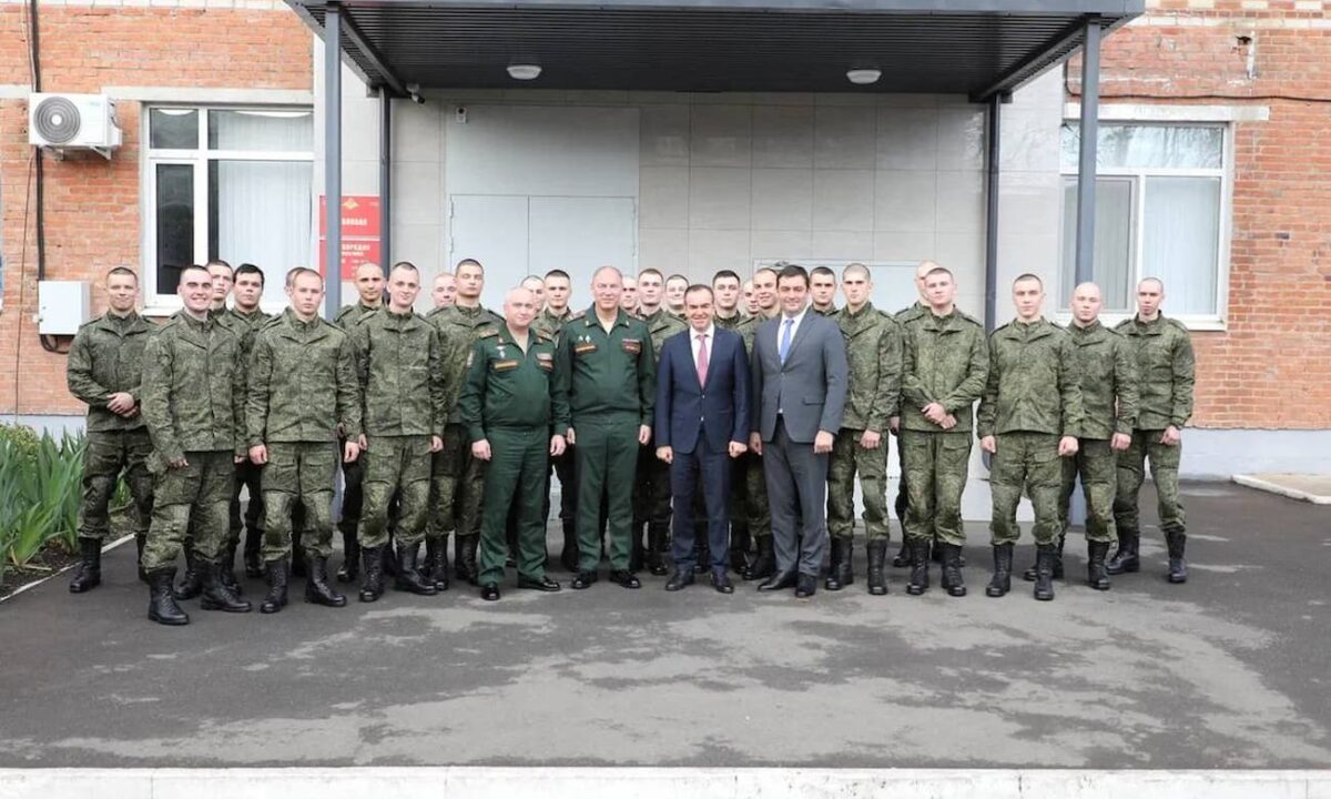 Срочную службу в Президентском полку пройдут 25 кубанских призывников