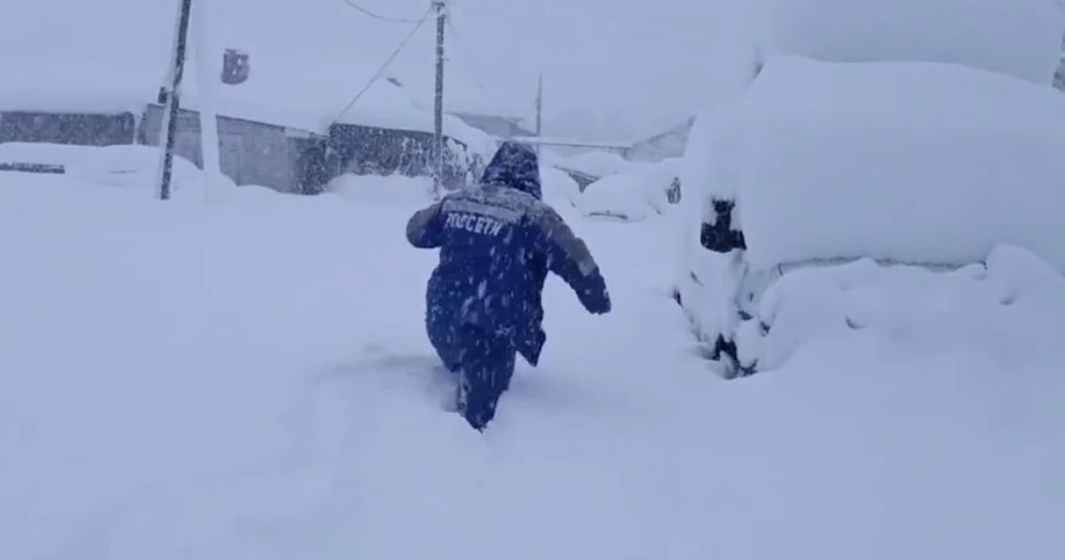 В Апшеронском районе частично восстановили электроснабжение 7 населенных пунктов