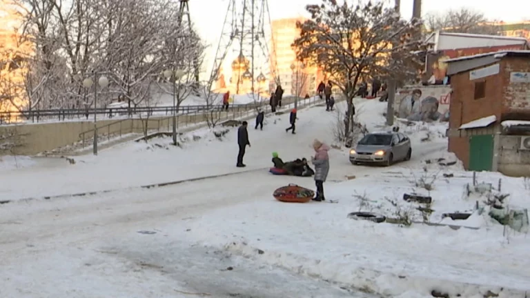 Количество детских травм зимой в России увеличивается на 20%