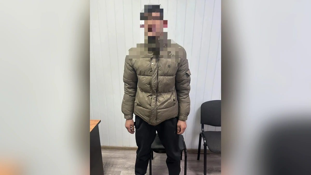 Полиция Новороссийска установила личность замеченного в ТЦ мужчины с пистолетом