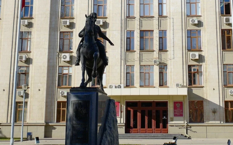 Кондратьев назначил руководителей двух департаментов Краснодарского края