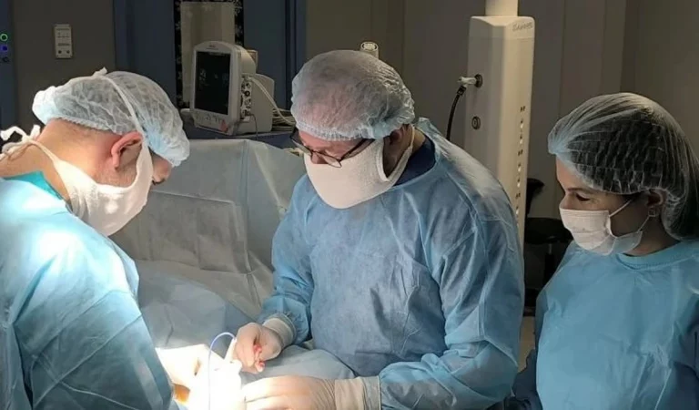 Трехмесячного ребенка со злокачественной опухолью почки спасли в Краснодаре