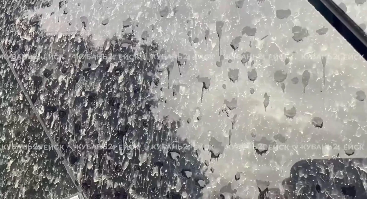 Метеорологи объяснили причину песчаного дождя на севере Кубани