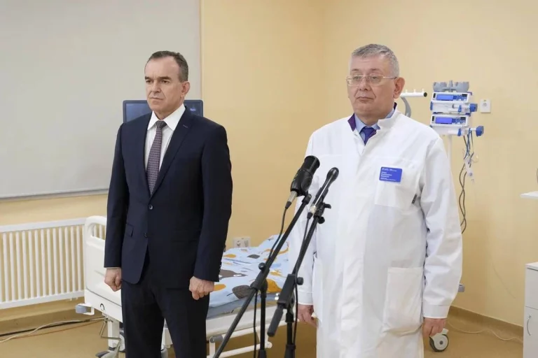 Путин поблагодарил Кондратьева за верные приоритеты в развитии здравоохранения