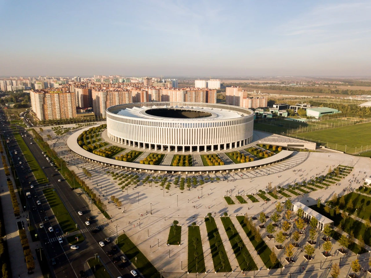 Число маршруток увеличат перед матчем сборной России по футболу в Краснодаре