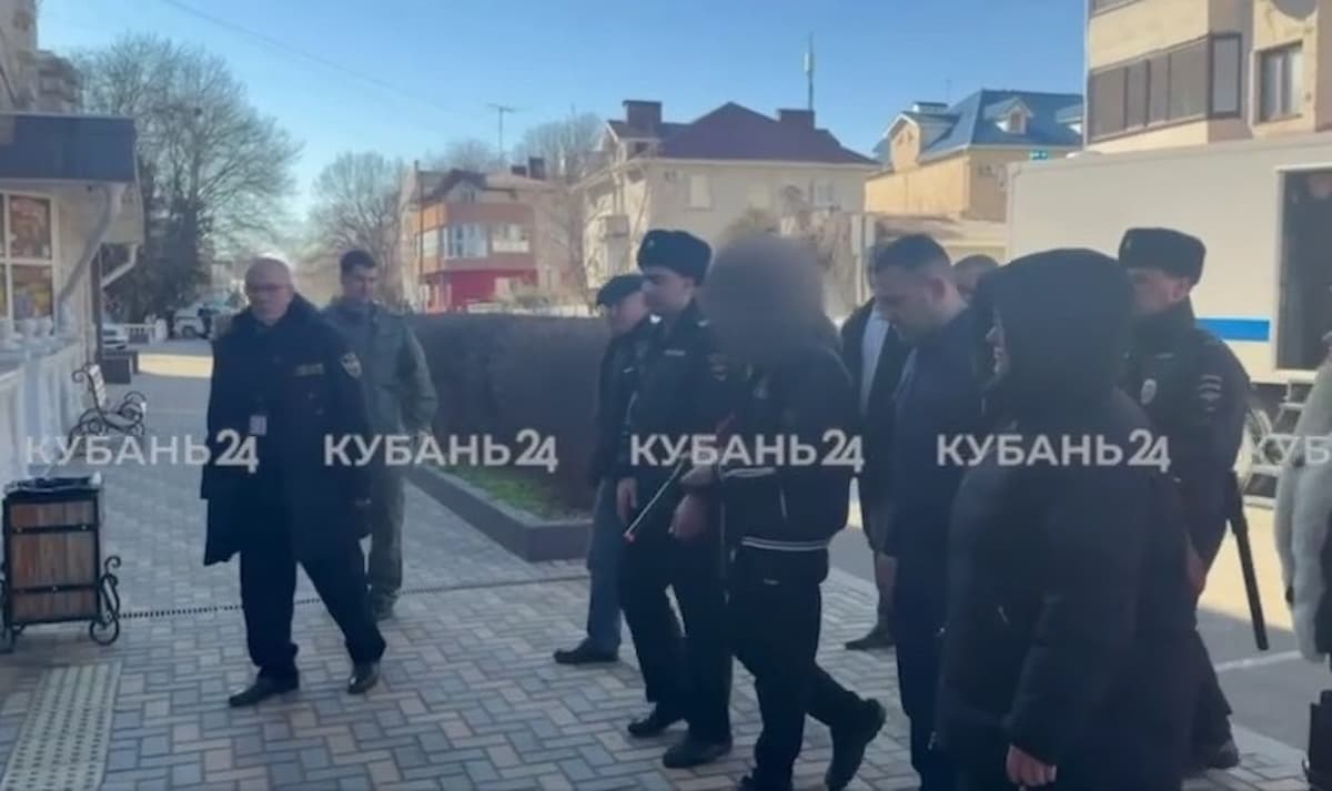 Стрелка из Анапы отправили под арест на два месяца