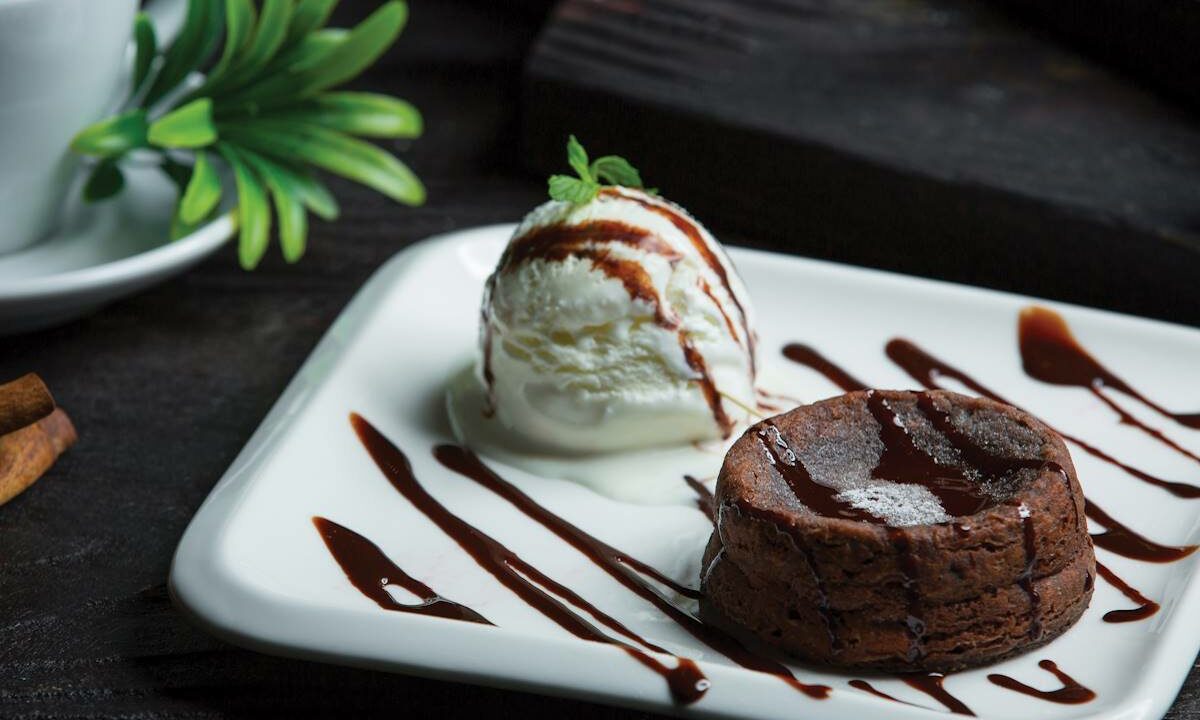 Попробовать можно: рецепт шоколадного фондана дома