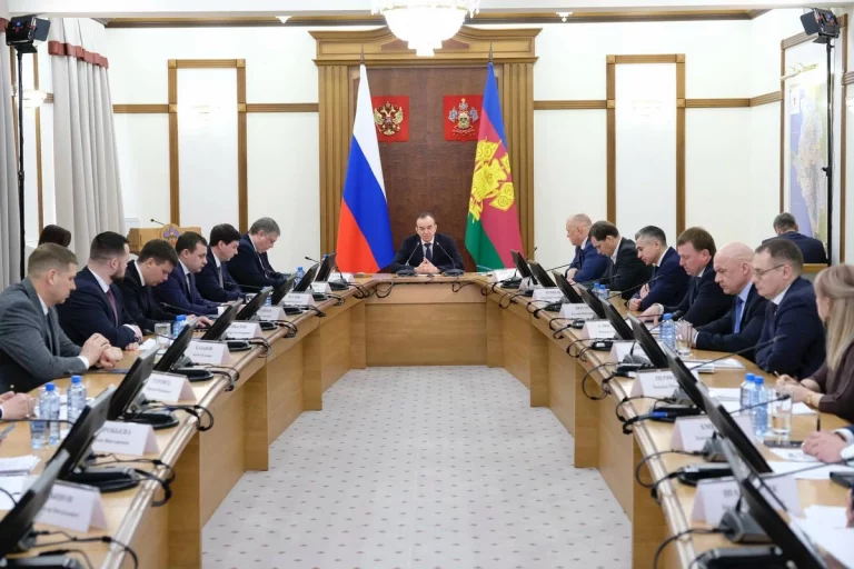 Более 300 млн рублей выделили на ремонт пищеблоков школ на Кубани в 2026 году