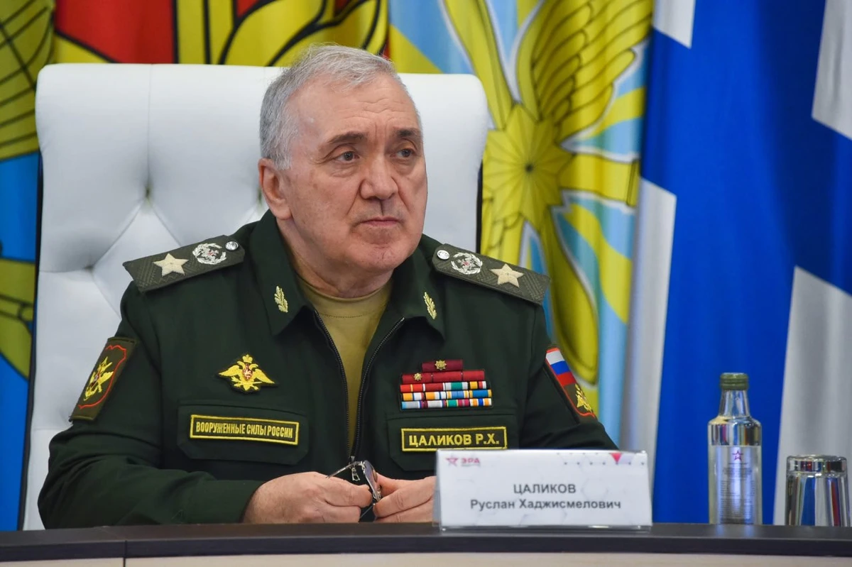 Экс-замглавы Минобороны РФ Цаликова обвинили в отмывании денег и взяточничестве