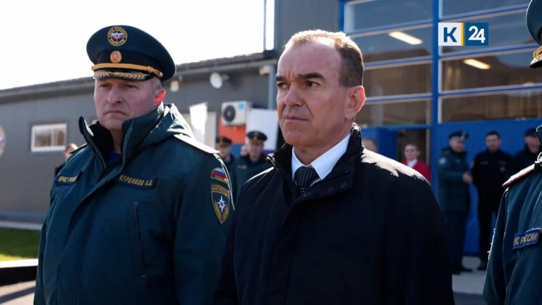 Куренков и Кондратьев оценили учебную пожарно-спасательную часть под Геленджиком