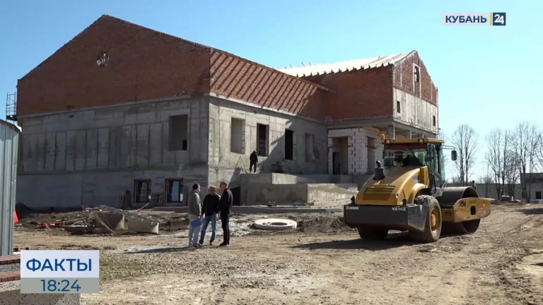 Культурно-досуговый центр в Кореновском районе планируют достроить до конца года