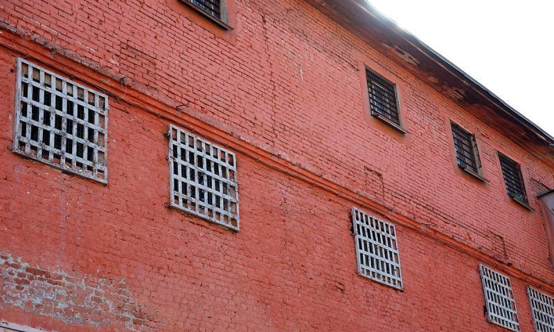 Скончался в колонии: что известно о смерти Алексея Навального*?