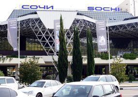 Полеты в аэропорту Сочи приостановили вслед за Краснодаром и Геленджиком