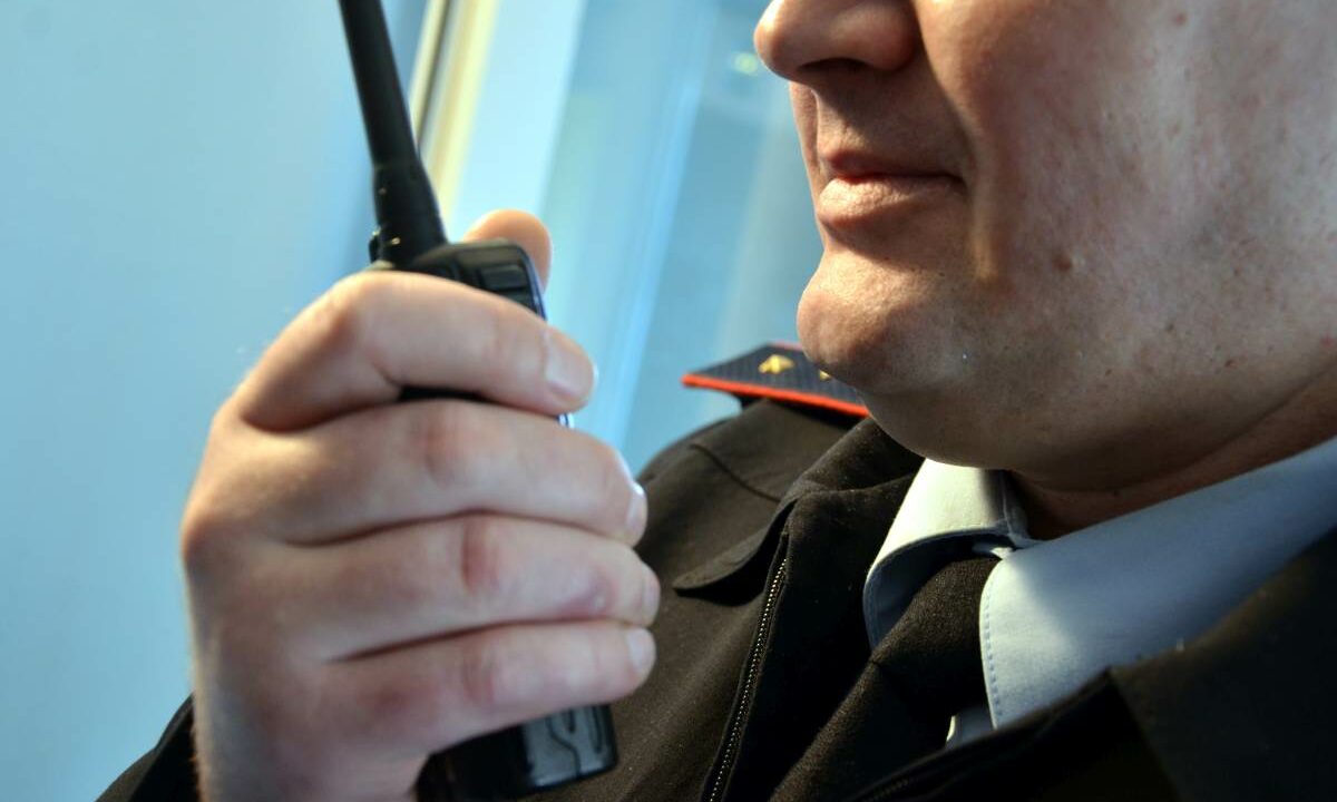 Пьяный мужчина выстрелил в двух соседок в Красноармейском районе