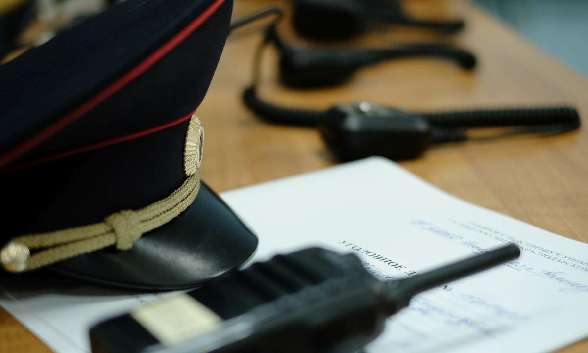 В Ейске ревнивец по ошибке поджег авто возлюбленной вместо машины соперника