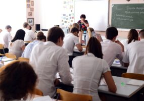 В Анапе и Крымском районе рекомендовали оставить детей дома из-за атаки БПЛА