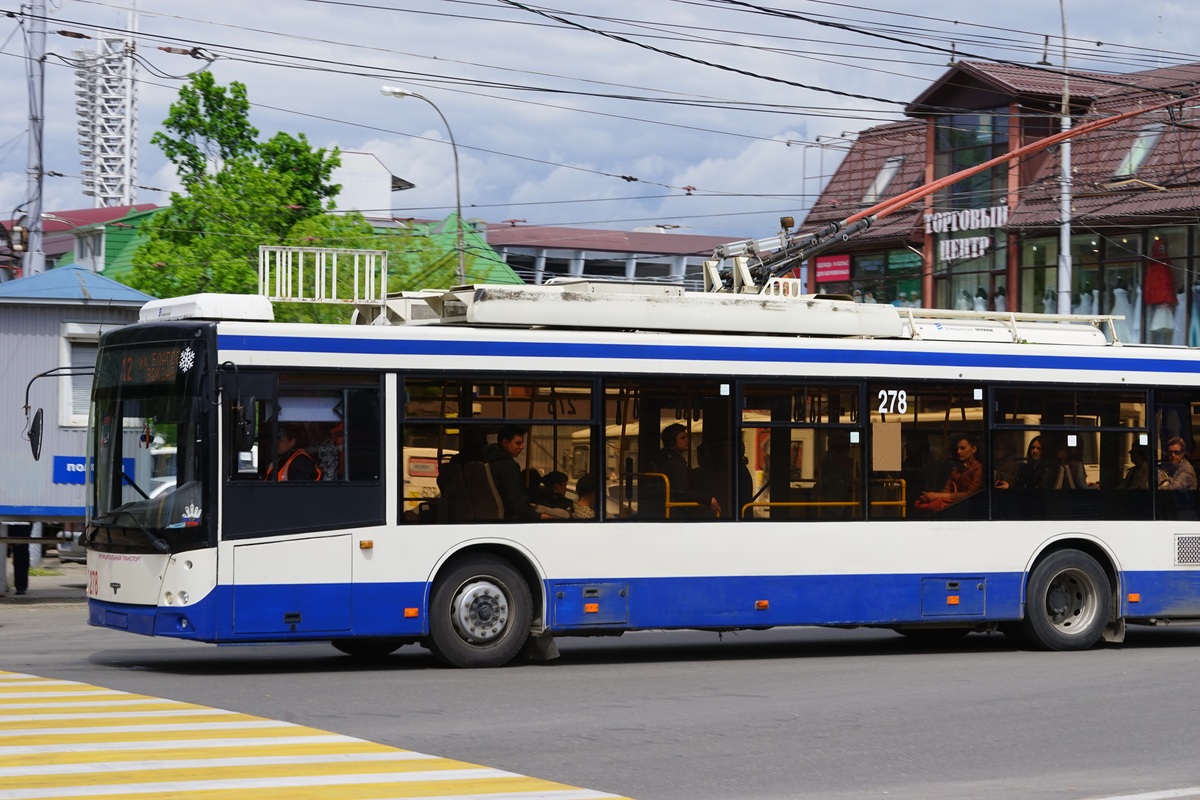 В Краснодаре в ночь на Пасху запустят дежурные трамваи, автобусы и троллейбусы